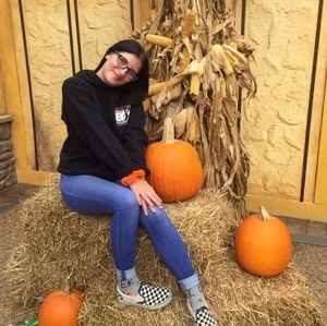 Meet your Posher, Meghan